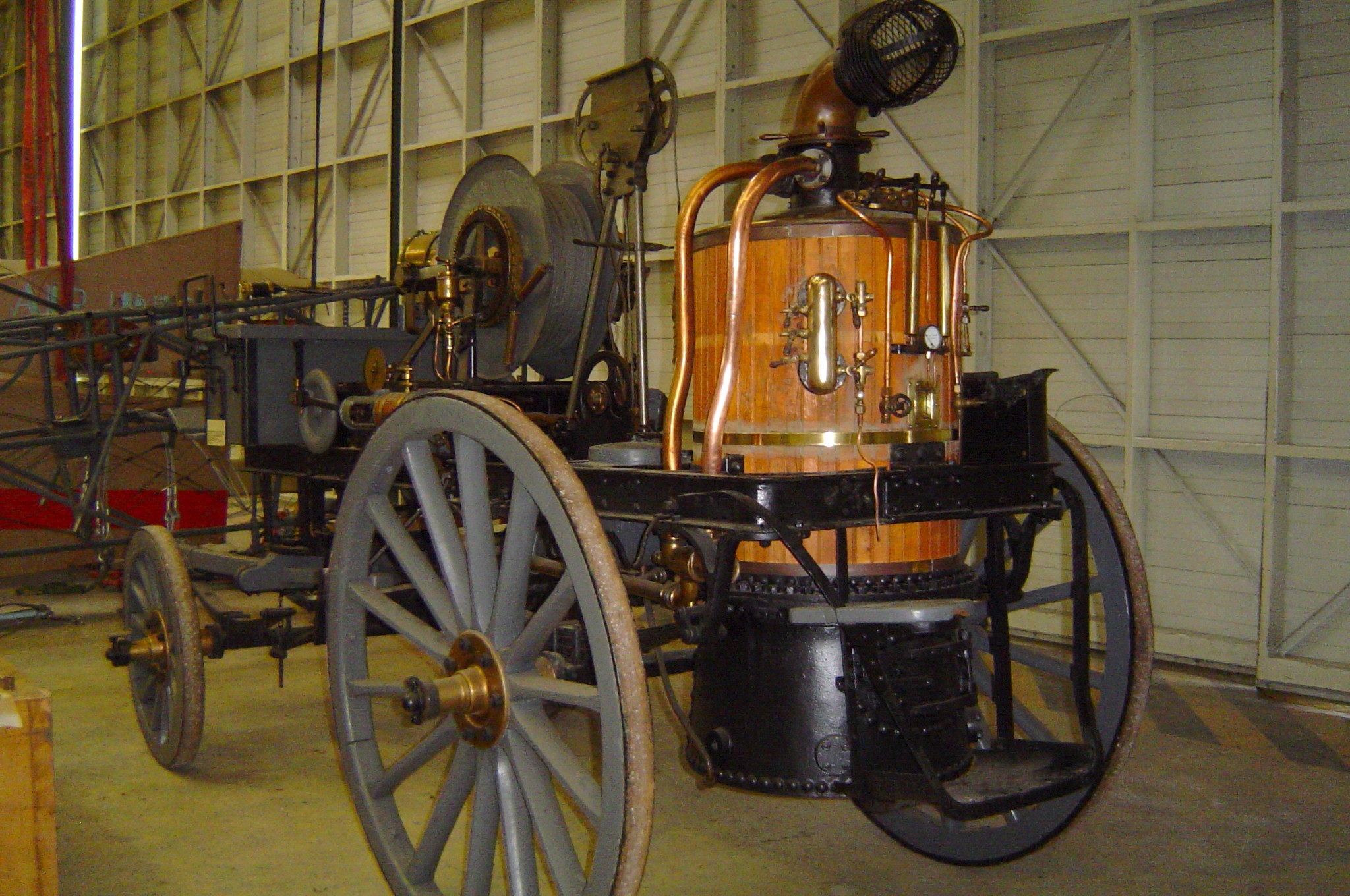 Les réserves du Musée de l'air du Bourget et les ateliers